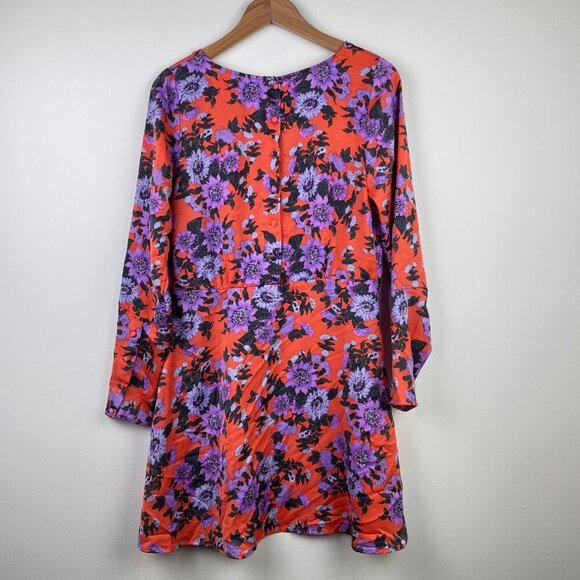 Free People Bright Floral Dress w/ Button Details - Size 6 - Great Pre-Owned Con - Picture 8 of 8